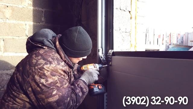 Подъемно-секционные ворота смотреть онлайн