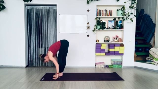 Сурья Намаскар Бихарская Школа смотреть онлайн