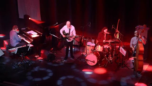 John SCOFIELD - Yankee Go Home, JazzFestBrno, SONO Brno 9.3.2023 смотреть онлайн