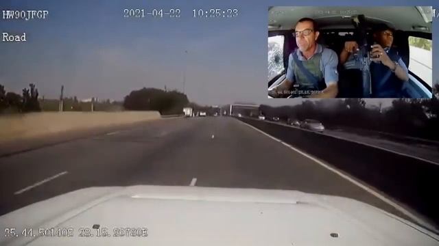 New Dash Cam Angle Of Failed Heist Shows Prinsloo's Epic Driving Skills смотреть онлайн