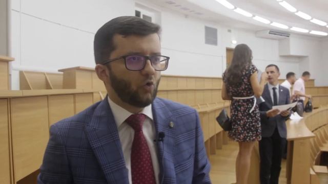 Какими качествами должен обладать руководитель? смотреть онлайн