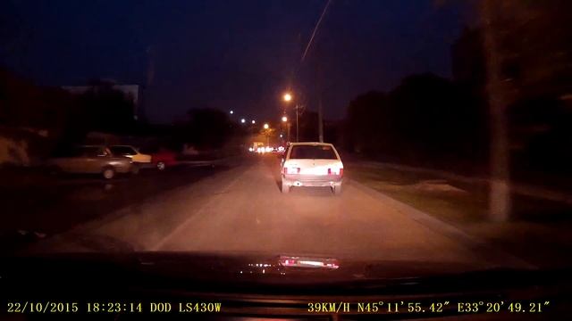 Видеорегистратор DOD LS430W пример съемки смотреть онлайн