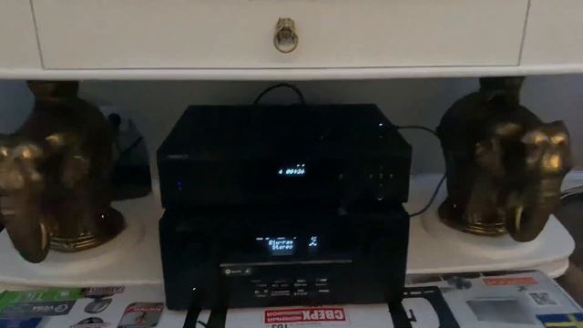 KEF R700 (Front), KEF R600C (centre) + DENON X8500H + OPPO UDP205 + QED XT400 смотреть онлайн