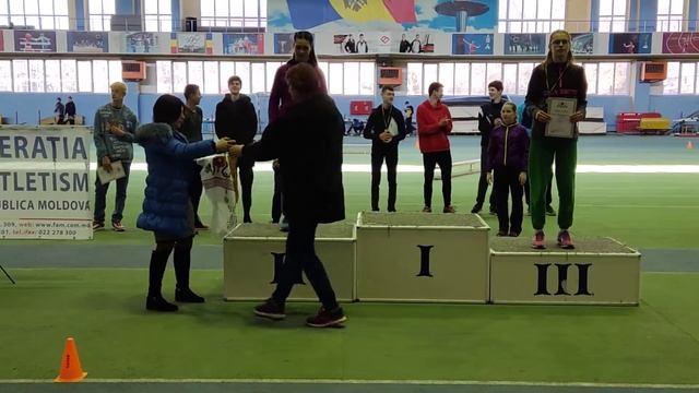 Награждение призёров Чемпионата РМ по легкой атлетике в беге на 800 м среди девушек 2005 г и младш смотреть онлайн