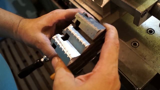 КАК ВЫБРАТЬ ТОКАРНЫЙ СТАНОК? / техника безопасности смотреть онлайн