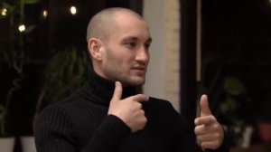 Бардаш. Цыганский артист Andro (это он пел припев на «Санта Лючия»)