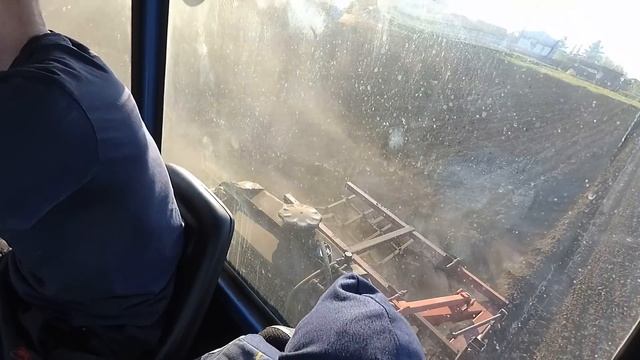 Пахота участка . 9.05.2019. смотреть онлайн