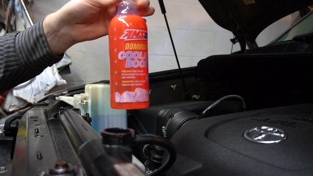 How to add coolant booster/additive to your vehicle. AMSOIL coolant booster, how to warm up car fas смотреть онлайн