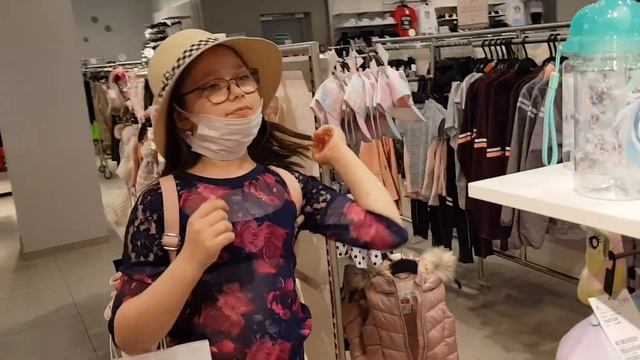 У ортопеда/ покупки для Ксюшки/ проблемная нога?