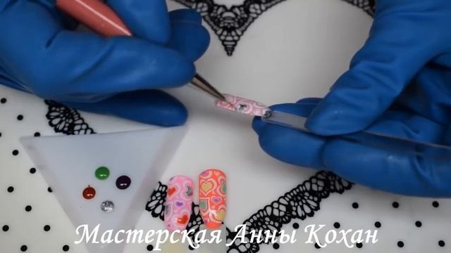 ?Дизайн ногтей на День Влюбленных???Сердечки на ногтях❤Раскрашенный стемпинг? смотреть онлайн
