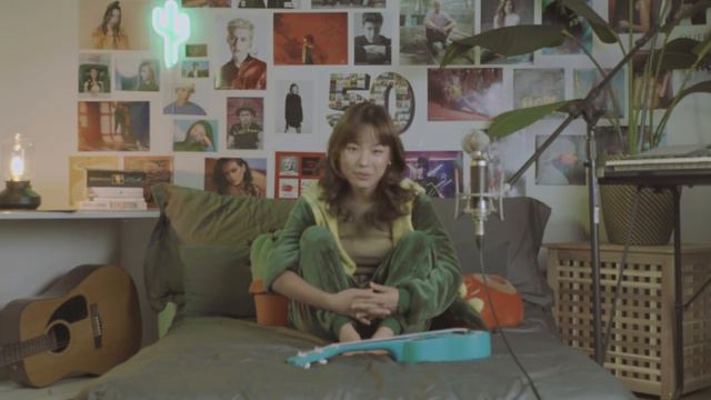 Maximillian - Beautiful Scars But It's Happy (Ukulele Cover) TSL Bedroom Sessions: Ep02 смотреть онлайн