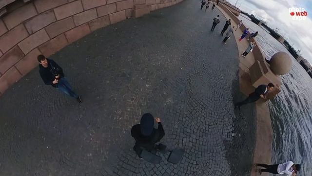 Ricoh Theta Z1: больше сенсор – больше возможностей смотреть онлайн