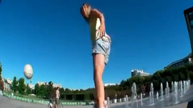 Женский футбол фристайл смотреть онлайн