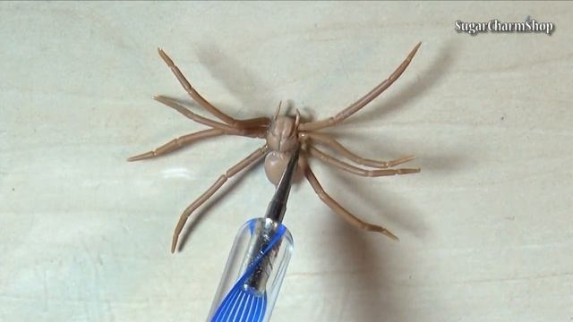 Simple/Easy; Realistic Polymer Clay Spider Tutorial смотреть онлайн