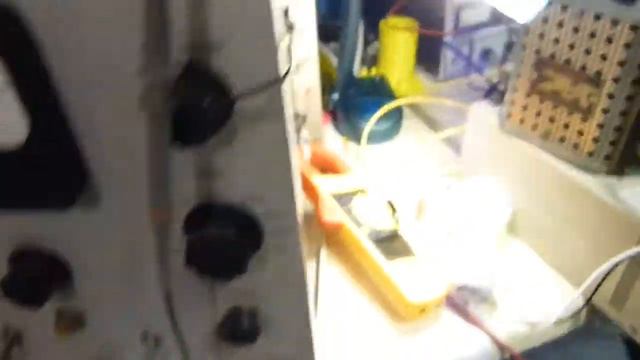 Powering up a Tektronix 105 Square Wave Generator Pt1 - Vacuum Tubes смотреть онлайн