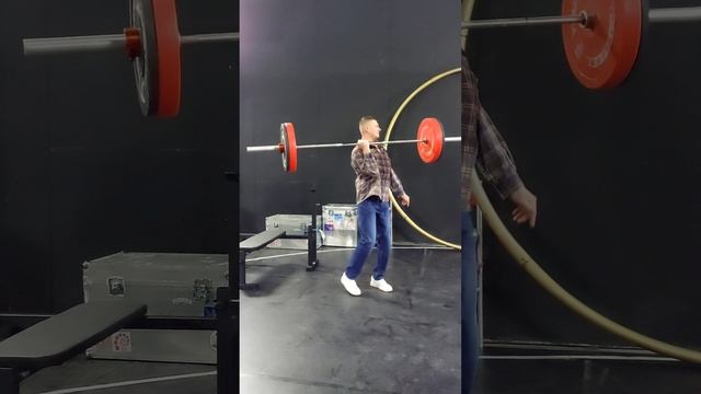 МЕТАТЕЛЬ всё может и штангу поднять ! смотреть онлайн