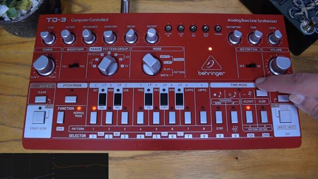 Using the Behringer TD-3 complete deep dive guide смотреть онлайн