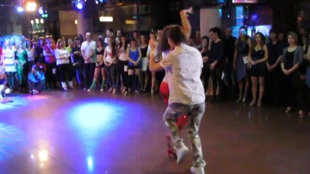 Чемпионат Украины по бачате 2017 г. Полтава - Судейский Александр Левчук и Анна Галенда смотреть онлайн