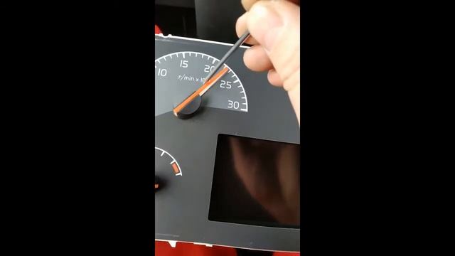 Неисправность панели приборов VOLVO смотреть онлайн