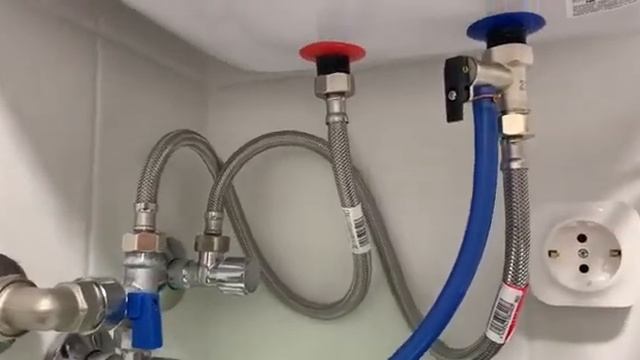 Распаковка — Накопительный водонагреватель Thermex H 15 O Pro смотреть онлайн