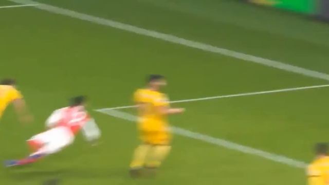 Оливье Жиру - Scorpion KICK! смотреть онлайн