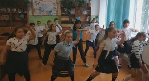 Флешмоб «Орлята россии»