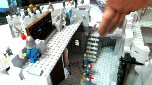 LEGO Самоделка Хельмова Падь из Властелина колец! / Helms Deep MOC