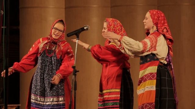 Стоит тёмный лес, зелёная дуброва смотреть онлайн