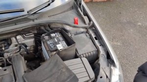 How to Change VW Golf MK6 Battery