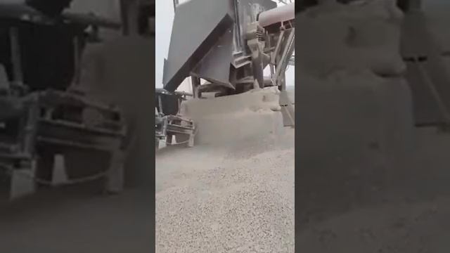 Грохот вибрационный ГИЛ 32 / грохот вибрационный / сортировка сыпучих материалов смотреть онлайн