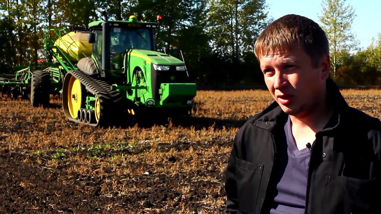 Обзор трактора John Deere 8RT