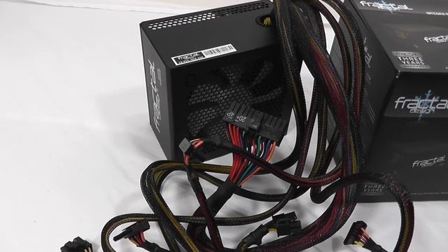 Fractal Design Integra R2 650 Watt PSU Unboxing + Overview and Benchmarks смотреть онлайн