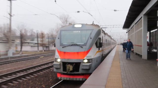 Электропоезд ЭП2Д-0005 ЦППК станция Очаково 10.12.2019 смотреть онлайн