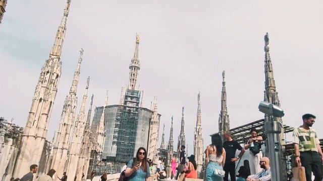 The Majestic Duomo of Milan! Undoubtedly the crown jewel of Milan, Italy ! 2022❤️🇮🇹 смотреть онлайн