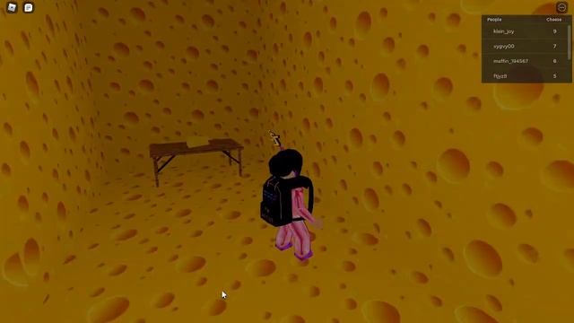 СТРАШНАЯ КРЫСА ОХОТИТСЯ НА МЕНЯ И ДРУГА !ПОБЕГ ИЗ СЫРА ЛАБИРИНТА В ROBLOX смотреть онлайн