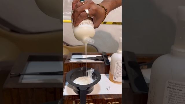 Dekho ye treatment Karaya Hair me salon me #ashortaday #ytshorts #shorts смотреть онлайн