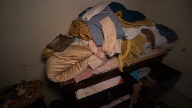 SPEAKING TO THE DEAD! THE WIDOWS ABANDONED HOUSE SO HAUNTED THEY LEFT OVERNIGHT смотреть онлайн