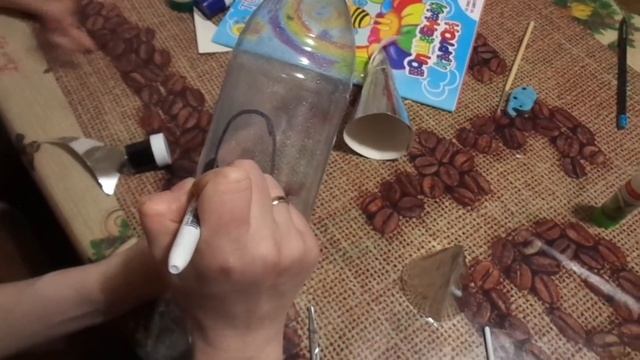 Поделка ко дню космонавтики. День космонавтики. Ракета из бумаги. смотреть онлайн