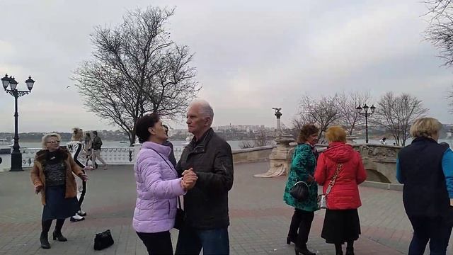 Танцы на Приморском бульваре- Севастополь смотреть онлайн