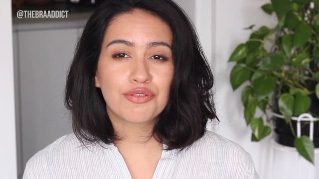 HOW TO PUT ON A BRA (swoop and scoop) смотреть онлайн