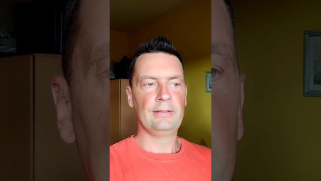 Чем больше нас, тем скорее наступит будущее Света. смотреть онлайн