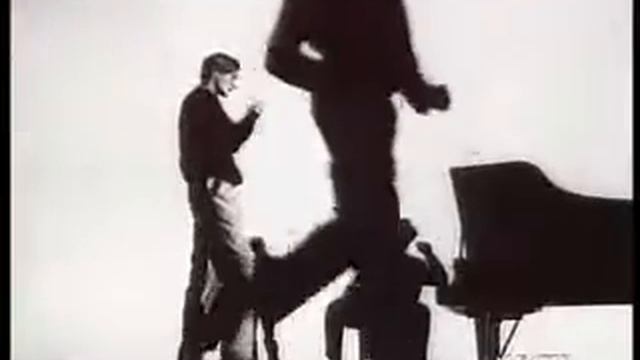 Реклама духов Yves Saint Laurent Jazz