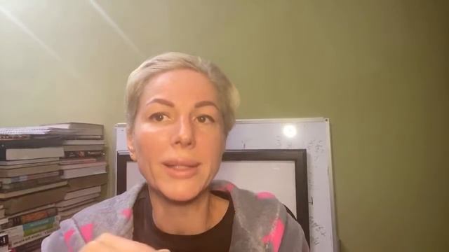 Помогите Зоя Б. Как все есть, жить без диет и голодовок и оставаться стройной и даже худеть смотреть онлайн