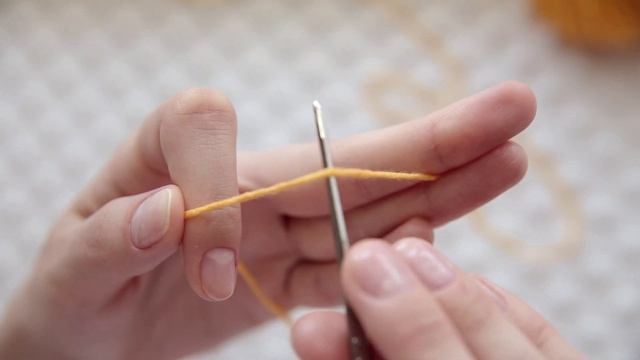 Первый урок вязания крючком. учимся вязать. Воздушные петли. смотреть онлайн