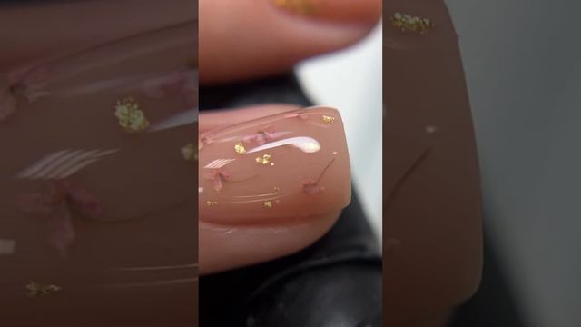 А вы любите дизайны ногтей сухоцветами? ???? #naildesign #nail #nailart #manicure #naildesigns смотреть онлайн