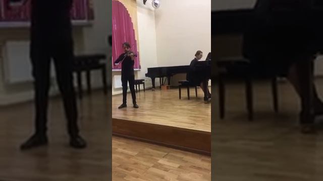 Лапин Ян - Крейслер "Прелюдия и аллегро в стиле Пуньяни" смотреть онлайн