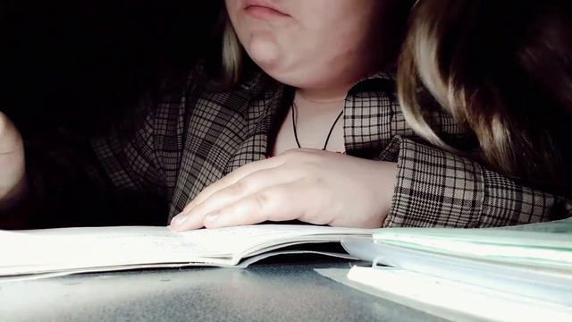 МОЙ ШКОЛЬНЫЙ ДЕНЬ //УРОКИ//ЕЖЕДНЕВНИК...//Даша Бочарова смотреть онлайн