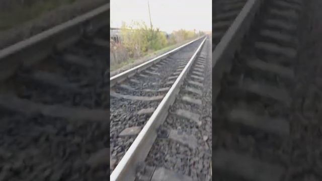 Что будет если покласть монетки под поезд смотреть онлайн