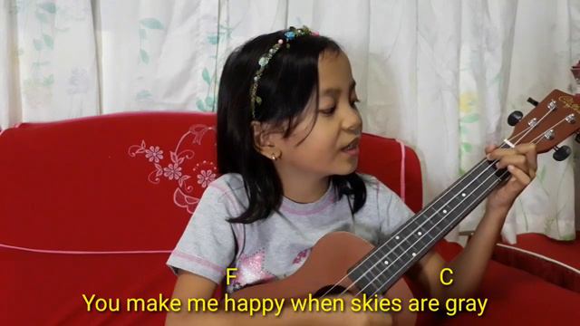My Ukulele Tutorial For Beginners(YOU ARE MY SUNSHINE) смотреть онлайн