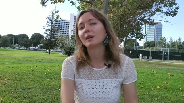 Сколько стоит собрать ребенка в школу в США? смотреть онлайн
